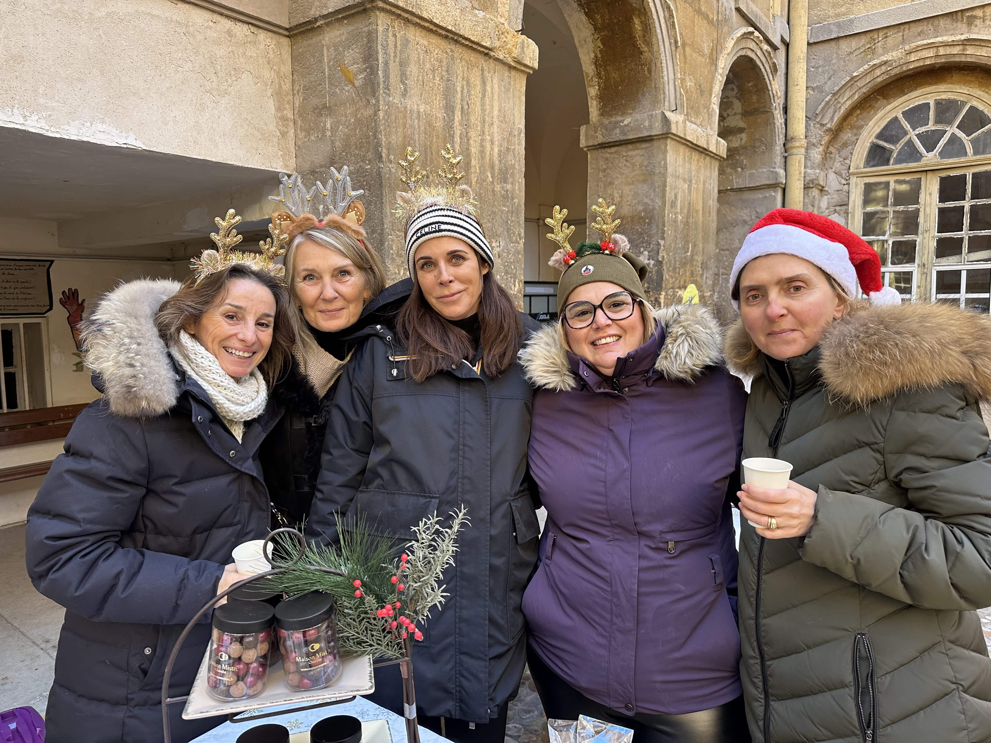 Retour Sur Le March De No L Par Les Lutins De L Apel Sainte Catherine